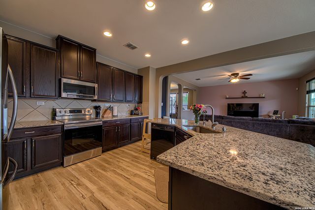 9750 Copperway, Converse, TX 78109