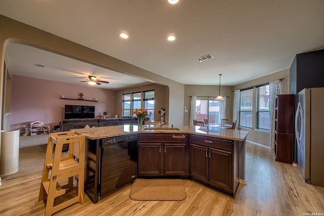 9750 Copperway, Converse, TX 78109