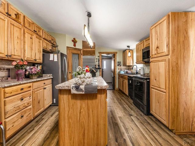 5671 Broadacre Rd, Avondale, CO 81022