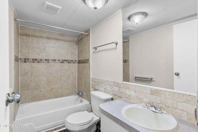 1112 Level Drive, Maryville, TN 37801