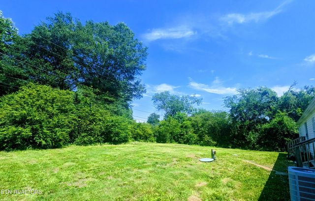 1112 Level Drive, Maryville, TN 37801