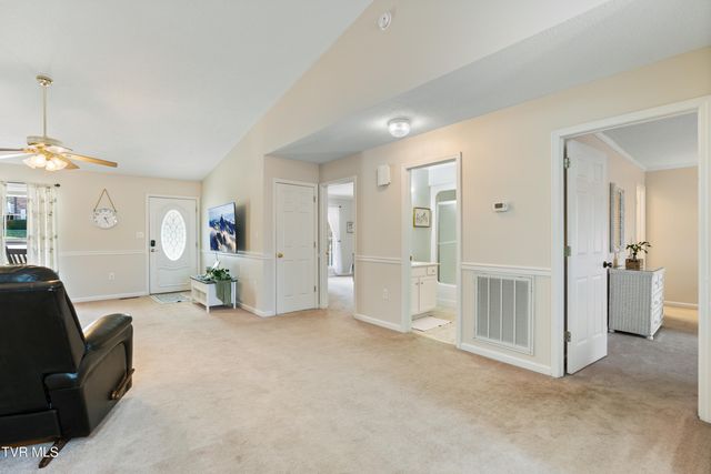 101 Crestview Drive, Greeneville, TN 37745