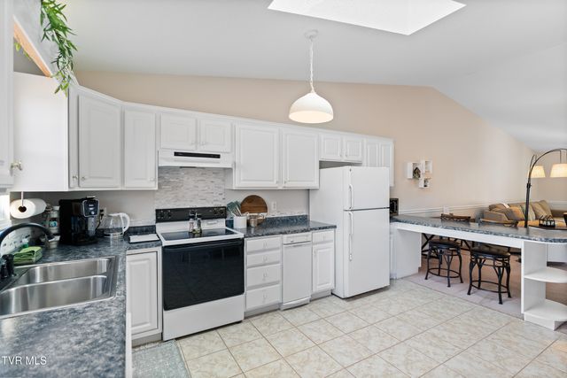 101 Crestview Drive, Greeneville, TN 37745