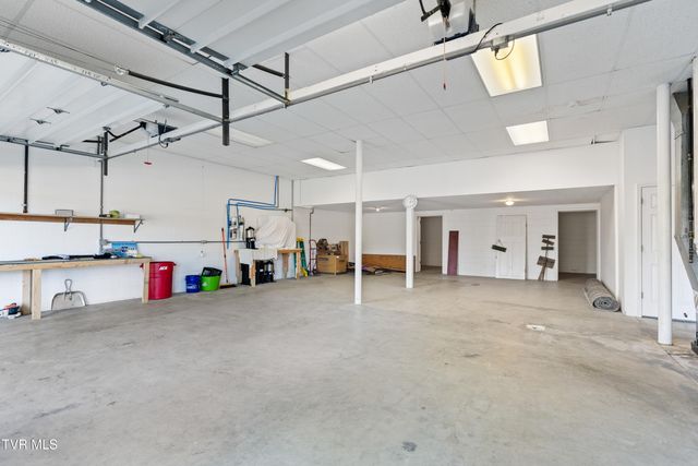 101 Crestview Drive, Greeneville, TN 37745