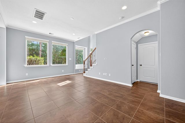 137 Cheswood Manor, The Woodlands, TX 77382