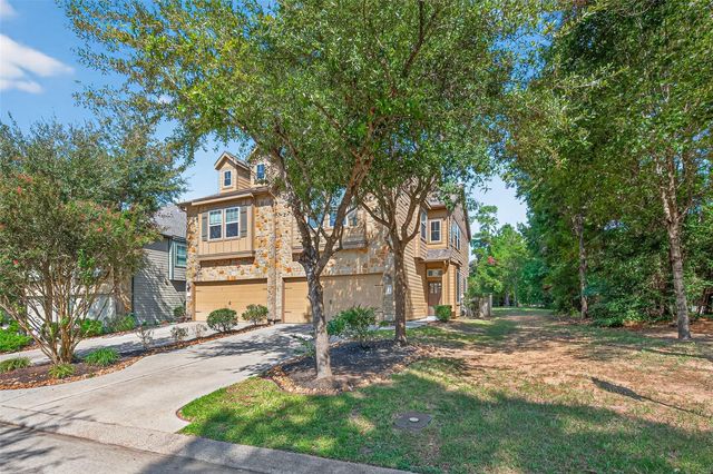 137 Cheswood Manor, The Woodlands, TX 77382
