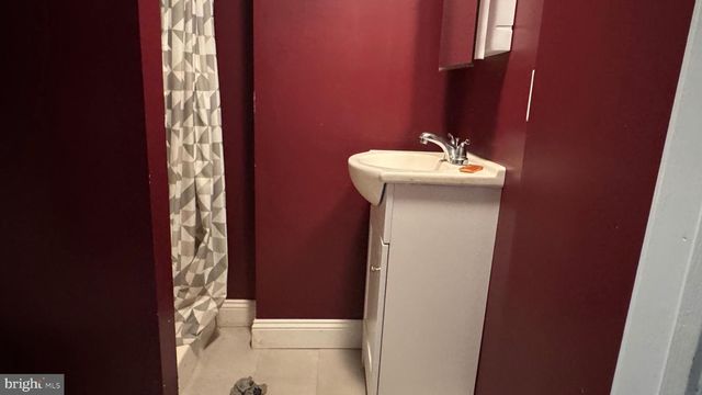 3201-00 FANSHAWE ST, Philadelphia, PA 19149