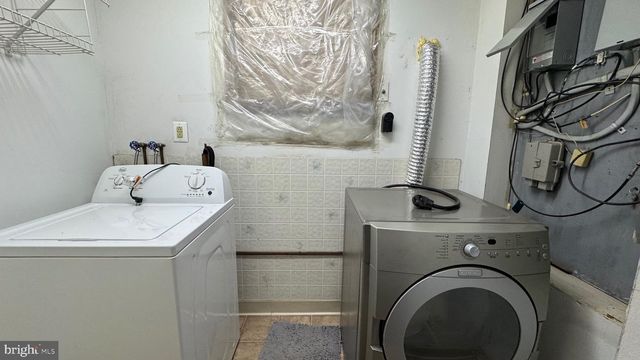 3201-00 FANSHAWE ST, Philadelphia, PA 19149