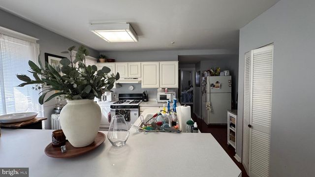 3201-00 FANSHAWE ST, Philadelphia, PA 19149