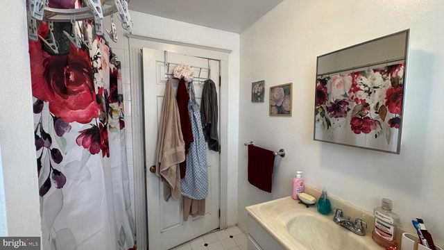 3201-00 FANSHAWE ST, Philadelphia, PA 19149