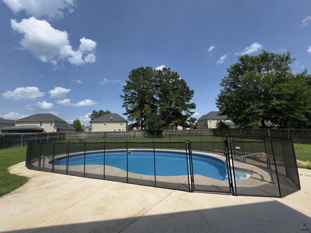 134 Wessex Drive, Bonaire, GA 31005