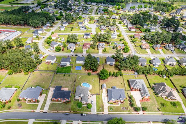 134 Wessex Drive, Bonaire, GA 31005