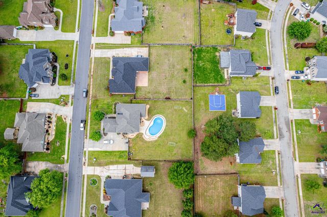 134 Wessex Drive, Bonaire, GA 31005