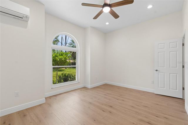 18811 VICTOR MANUEL DRIVE, Lutz, FL 33548
