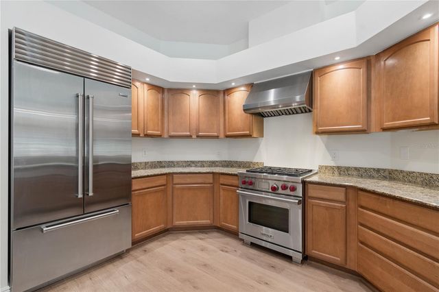 18811 VICTOR MANUEL DRIVE, Lutz, FL 33548