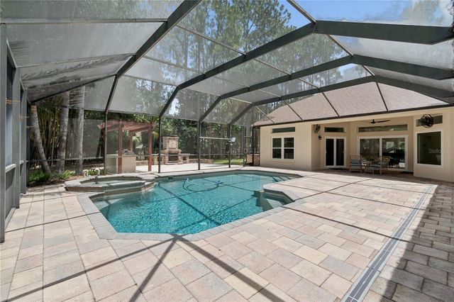 18811 VICTOR MANUEL DRIVE, Lutz, FL 33548