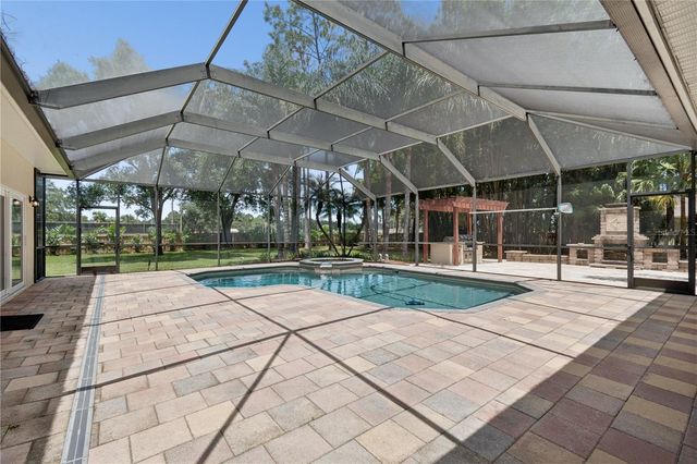 18811 VICTOR MANUEL DRIVE, Lutz, FL 33548