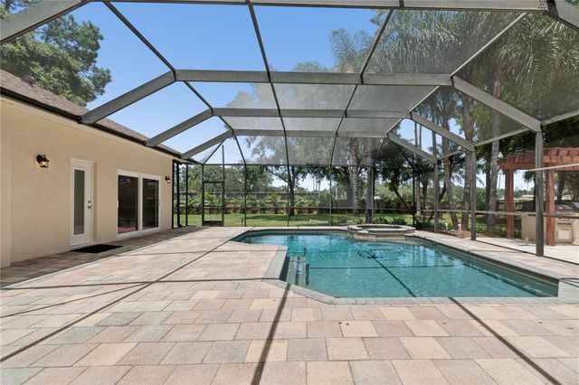 18811 VICTOR MANUEL DRIVE, Lutz, FL 33548