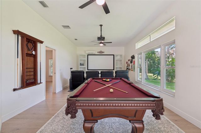 18811 VICTOR MANUEL DRIVE, Lutz, FL 33548