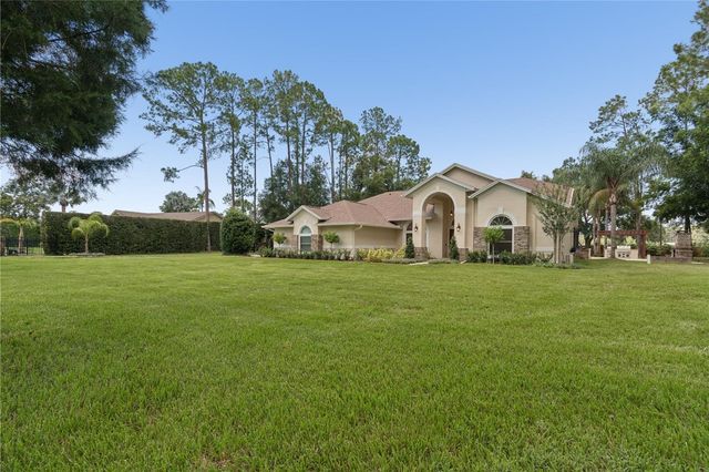 18811 VICTOR MANUEL DRIVE, Lutz, FL 33548