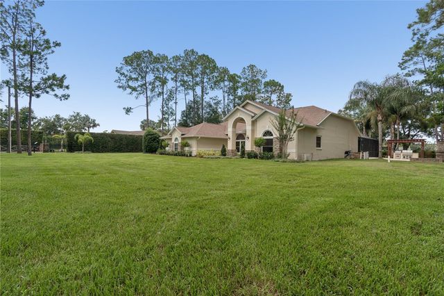 18811 VICTOR MANUEL DRIVE, Lutz, FL 33548