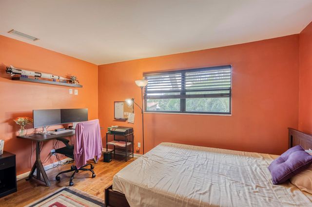 11135 Oakdale Road, Boynton Beach, FL 33437