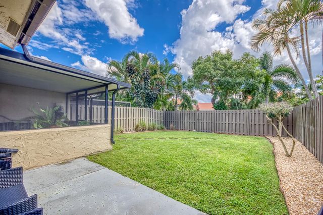 11135 Oakdale Road, Boynton Beach, FL 33437