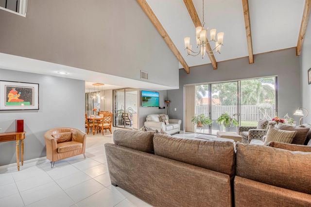 11135 Oakdale Road, Boynton Beach, FL 33437