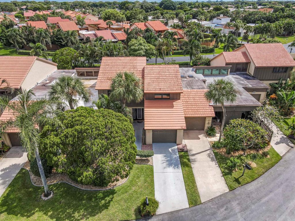 11135 Oakdale Road, Boynton Beach, FL 33437