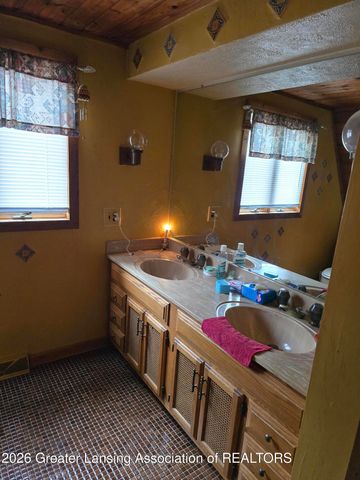 11865 Kinneville, Eaton Rapids, MI 48827