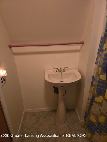 11865 Kinneville, Eaton Rapids, MI 48827