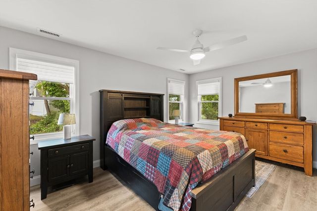 106 Circuit Ave, Wareham, MA 02571