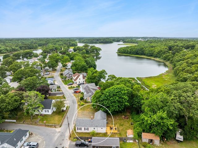 106 Circuit Ave, Wareham, MA 02571