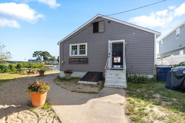 106 Circuit Ave, Wareham, MA 02571
