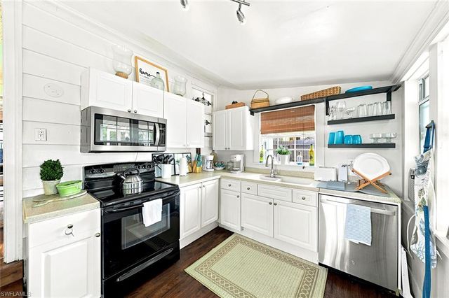 2122 Katherine ST, Fort Myers, FL 33901