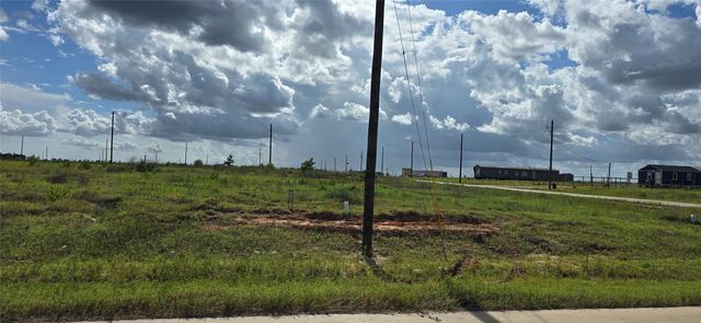 591516 591516 Road, Cleveland, TX 77327