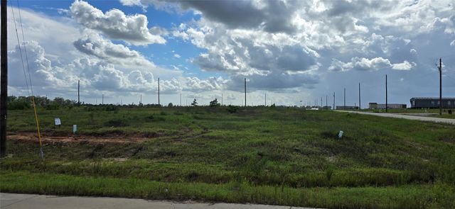 591516 591516 Road, Cleveland, TX 77327