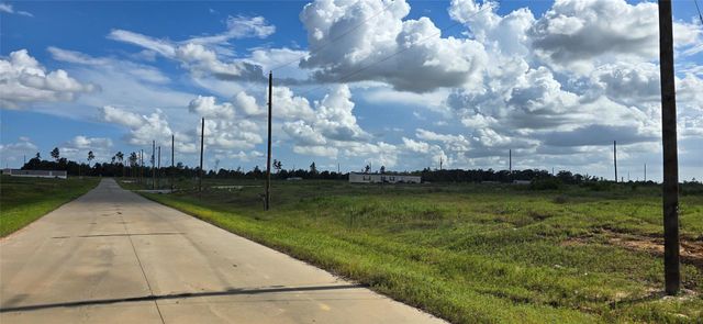 591516 591516 Road, Cleveland, TX 77327