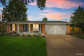 12167 Plainsman Drive, St Louis, MO 63146