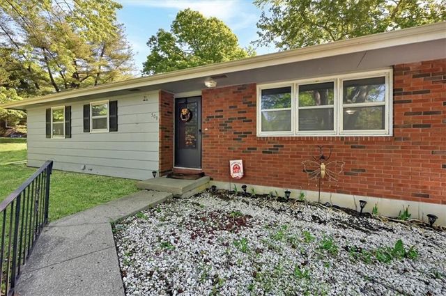 509 Topeka Avenue, Leavenworth, KS 66048
