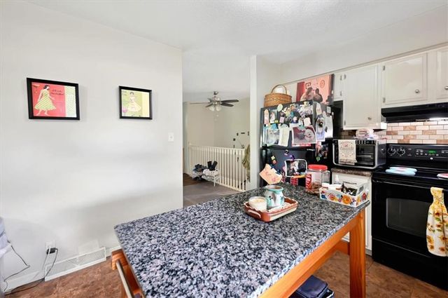 509 Topeka Avenue, Leavenworth, KS 66048
