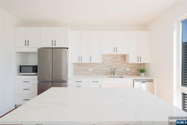 77 Ridge 502, North Arlington, NJ 07031