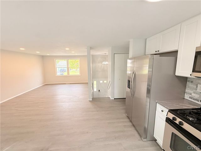 6197 Palisades Drive, Cicero, NY 13039