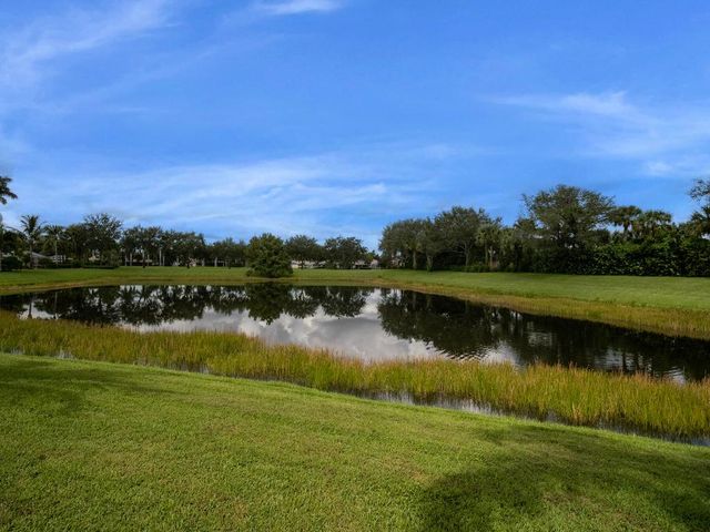 1342 Saint Lawrence Drive, Palm Beach Gardens, FL 33410