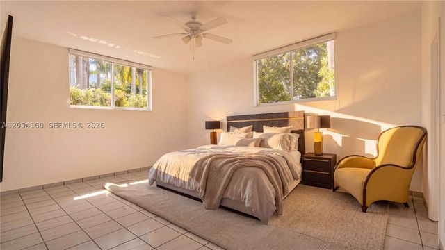 205 N Hibiscus Dr, Miami Beach, FL 33139