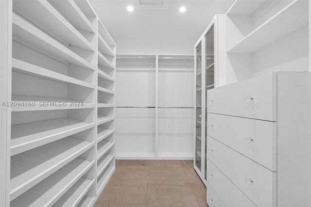 205 N Hibiscus Dr, Miami Beach, FL 33139