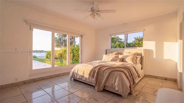 205 N Hibiscus Dr, Miami Beach, FL 33139