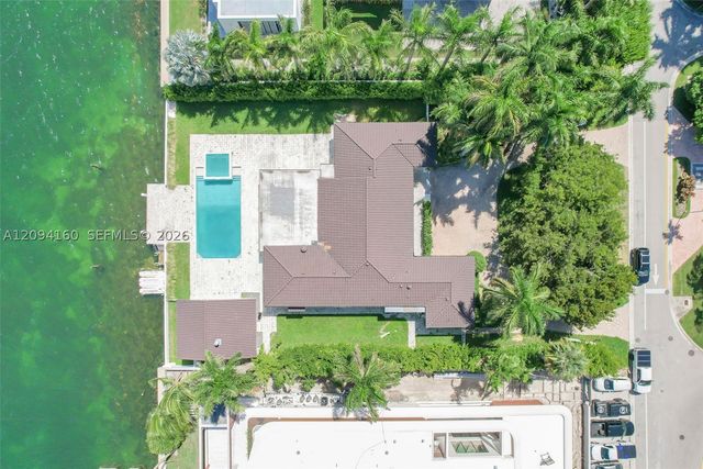 205 N Hibiscus Dr, Miami Beach, FL 33139