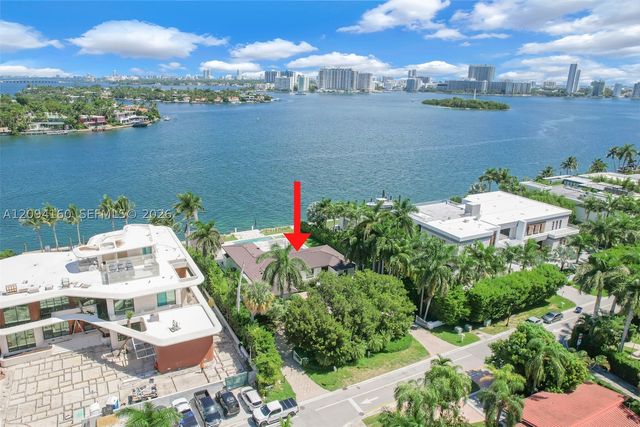 205 N Hibiscus Dr, Miami Beach, FL 33139