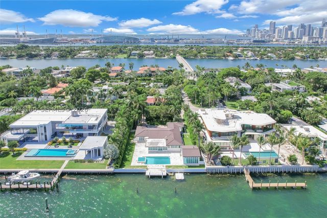 205 N Hibiscus Dr, Miami Beach, FL 33139